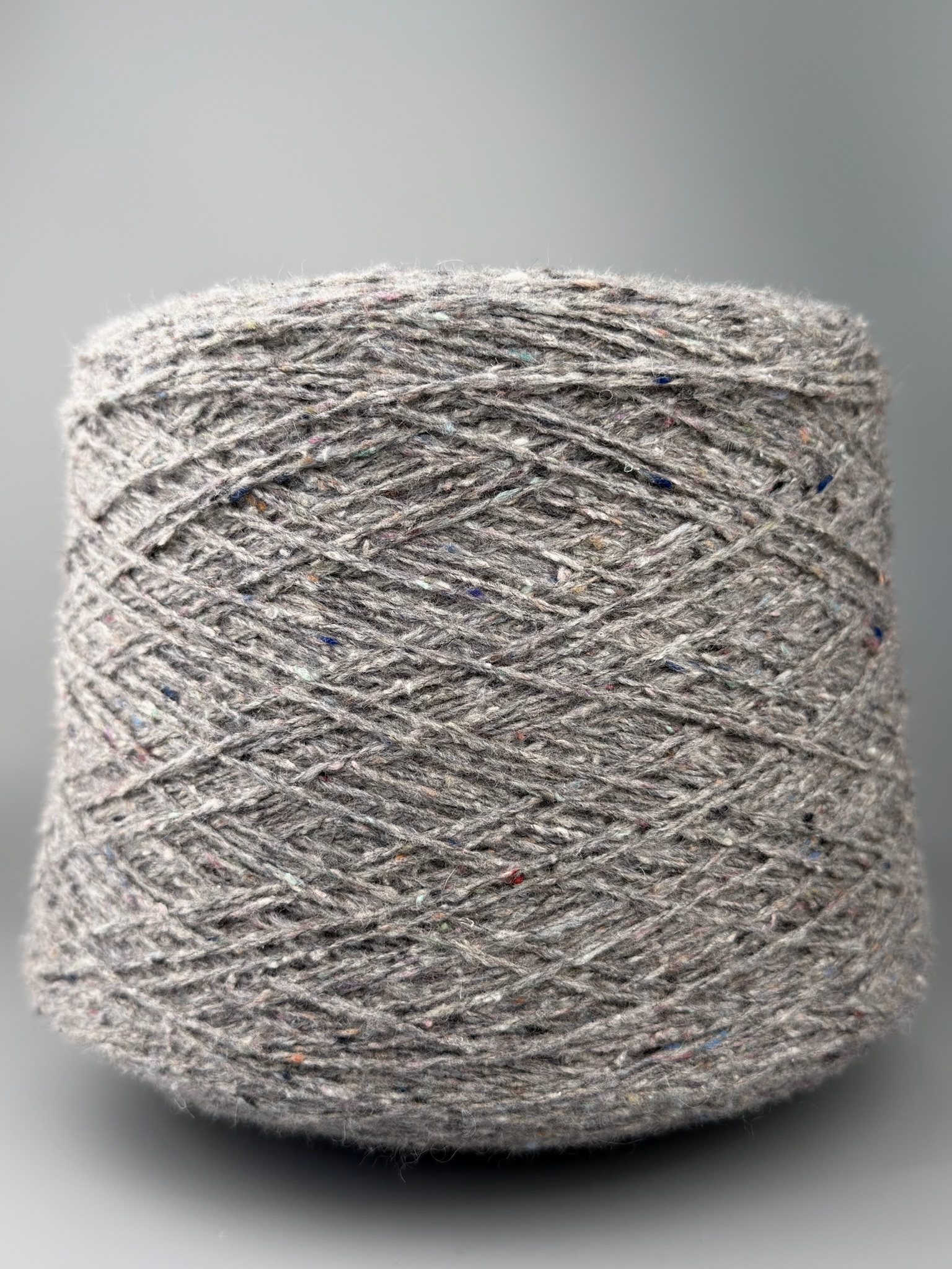 The Royal Collection Tweed Nm 2/6000 aus Kaschmir, Wolle und Seide col. Grau Mélange foto 2